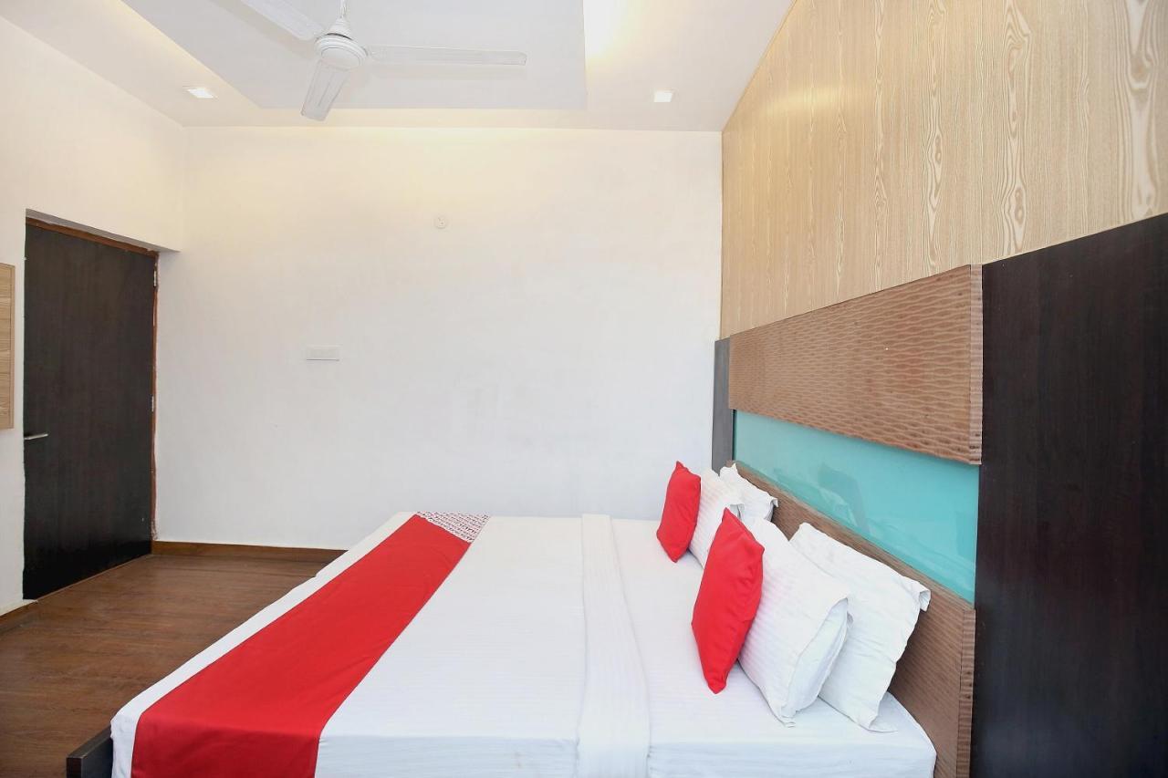Hotel O Queensland Амритсар Экстерьер фото