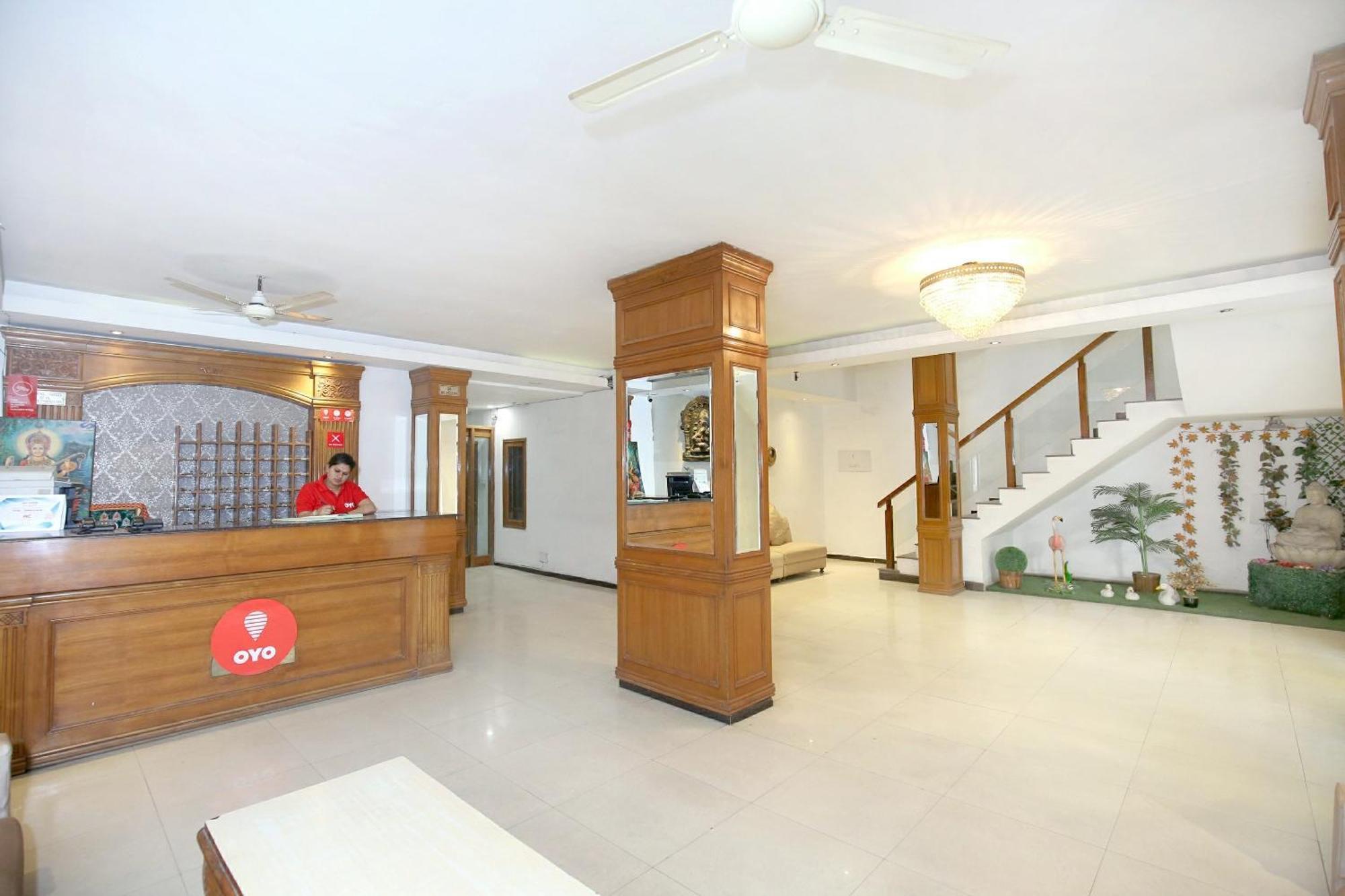 Hotel O Queensland Амритсар Экстерьер фото