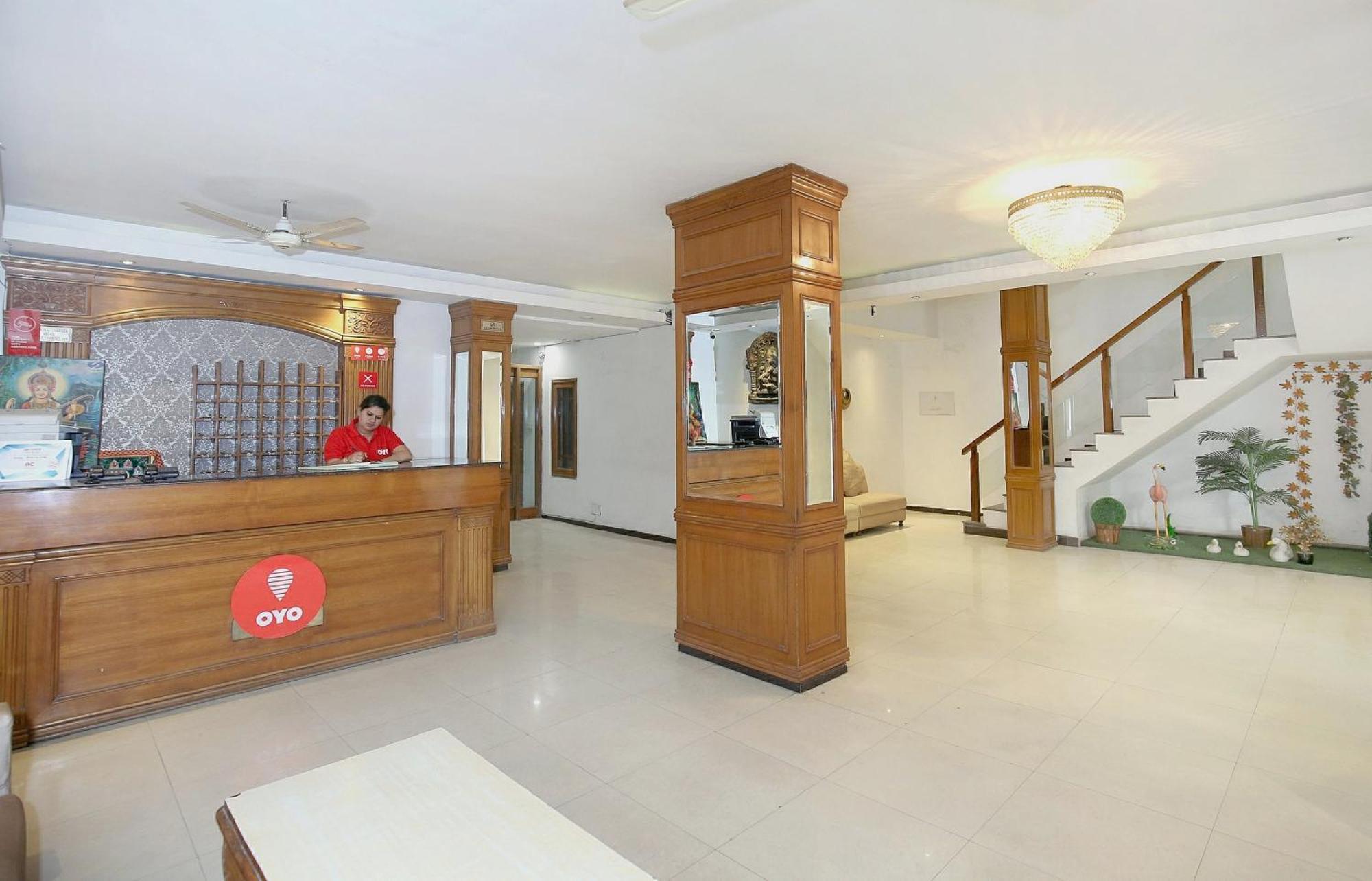 Hotel O Queensland Амритсар Экстерьер фото